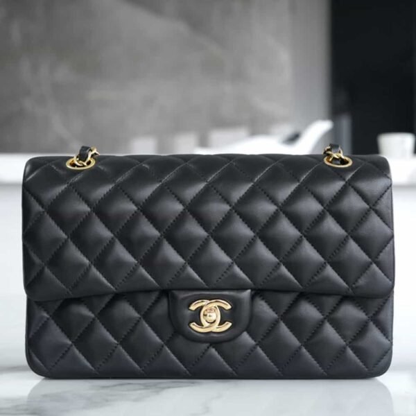 Chanel Classic Flap Classic Lambskin(Black/Gold)